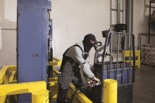 FreezPak: Fuel cells are hot in a freezer warehouse