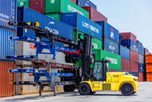 Hyster® lithium-ion lift trucks for 10-18 tonne loads