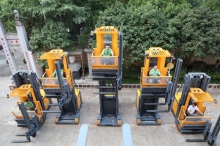 XILIN Successfully Delivered VNA Man-up Trucks OPTS15 Overseas