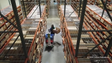 New wave of robots changes logistics job descriptions