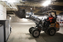 Electrically driven G2200E X-TRA makes it easier to fulfil tasks underground.