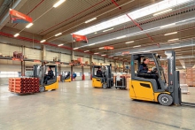 Tailor lift truck leasing to your fleet