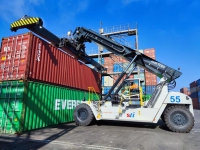 STI adds 20 Konecranes forklifts