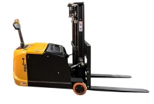 Big Joe Releases New CB30 And CB35 Walkie Counterbalance Stackers