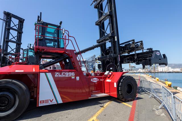 LA Port adds electric cargo top handlers_Company News_News_ForkliftNet ...