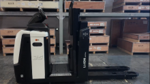 X Series Low Level Order Picker: Move as One