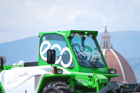 Hundredth anniversary of the first Italian tractor