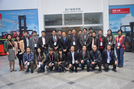 Delegation of South China Logistics Visited Linde (China)