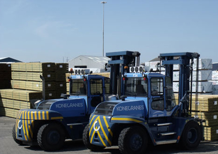 Unique short wheelbase forklift truck solution handles heavier loads