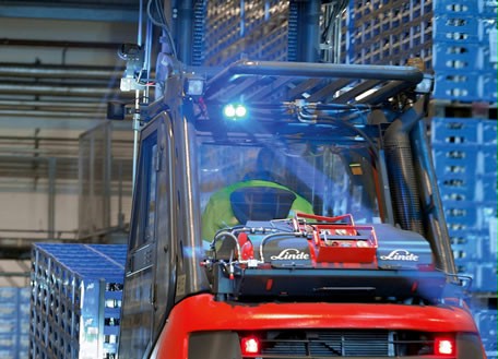 Linde MH is now offering two new versions of the BlueSpot visual driving path warning device