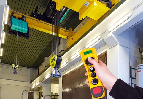 Hand-held remote control unit for Verlinde hoists and overhead cranes