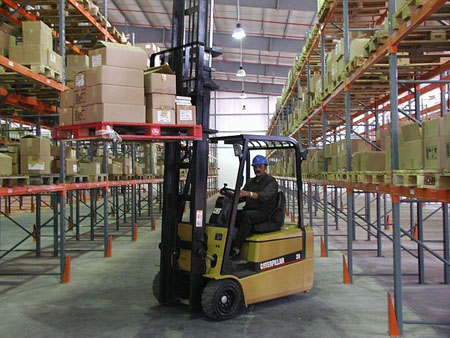 Intelligent Forklifts Reshape the Warehouse