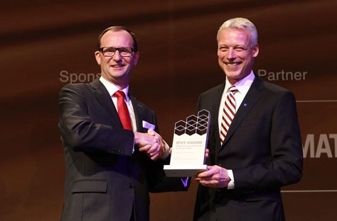 Toyota starts CeMAT 2014 with two prestigious IFOY forklift awards