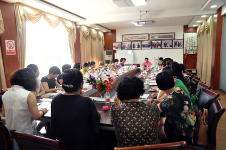 County Women’s Federation and women entrepreneurs come to Ruyi for a communication