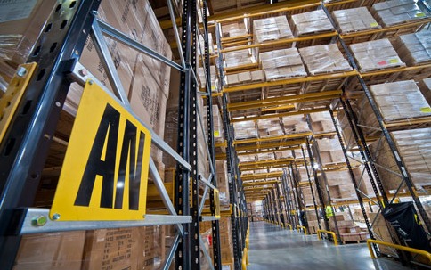 Linear Storage Solutions fit out Import Services' new warehouse extension