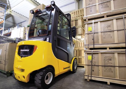 Jungheinrich fork lift trucks proves a cunning choice for Fox’s Pallets