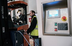 French company FM Logistic pilots fuel cell trucks with Toyota Material Handling