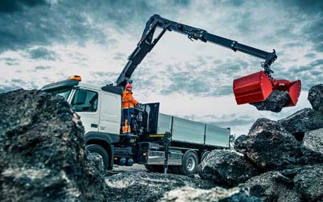 Hiab to launch the new Z-series crane the 'Swiss army knife' of cranes