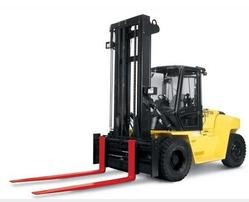 Hyster promotes new H330HD2S model at SFPA Expo