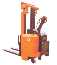Bluebird 0.5T Full Electric Stacker CCD