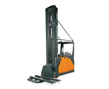 Still 1T Flexing Fork Reach Truck (Below Operating Table) GX 10