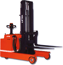 Liftek LPF-15SR Electric Stacker LPF-15SR