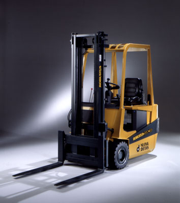 NuovaDetas SEC 153 Three Wheel Electric Counter Balanced Truck SEC 153