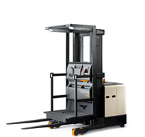 Crown SP 3405 Model 3000 Pounds Electric Order Picker SP 3405 Model
