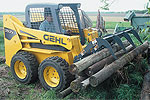 GEHL 3935 Wood Clamp Special Forklift 3935_ForkliftNet.com