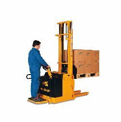 Genkinger EGV1028 2T Stand-on Full Electric Stacker EGV1028