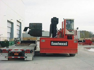 Mi-Jack Side Loading Forklift Side Loading Forklift