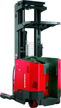 Raymond Model 7400 Dockstance Stand-on Reach Truck Model 7400 Dockstance