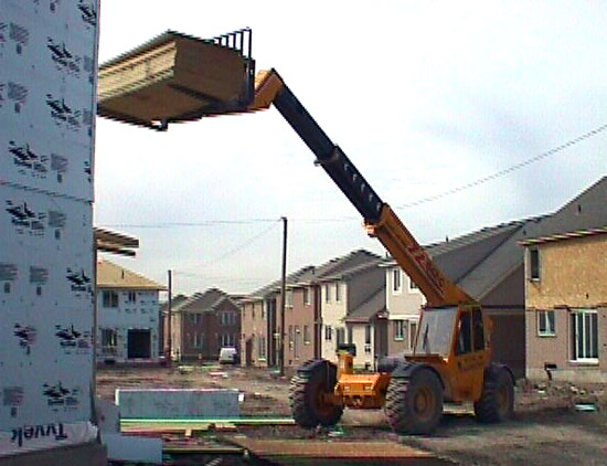 Load 8,000 Pounds Telescopic Handler REACH