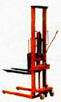 Yangzichun CTY Series 0.5/1/2T Hand Stacker CTY Series