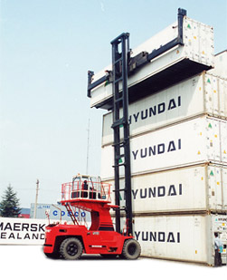Dalian Five-layer Diesel Container Handler Counter Balanced Forklift-Empty FD210