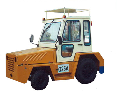 Dalian 2.5T Diesel Tractor Q25_ForkliftNet.com