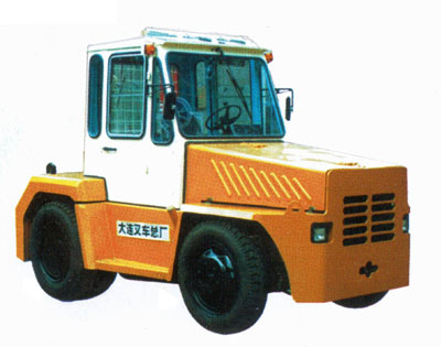 Dalian 3.5T Diesel Tractor QD35_ForkliftNet.com