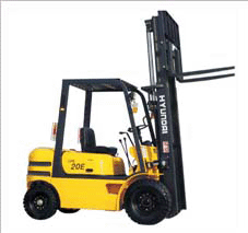 Hyundai Gasoline Counter Balanced Truck CPQD30E-3
