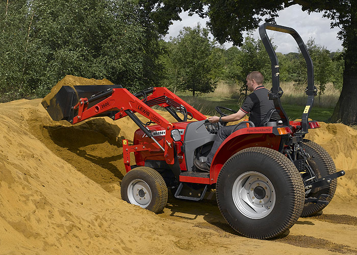 Massey Ferguson Diesel Tractor MF1205-1500