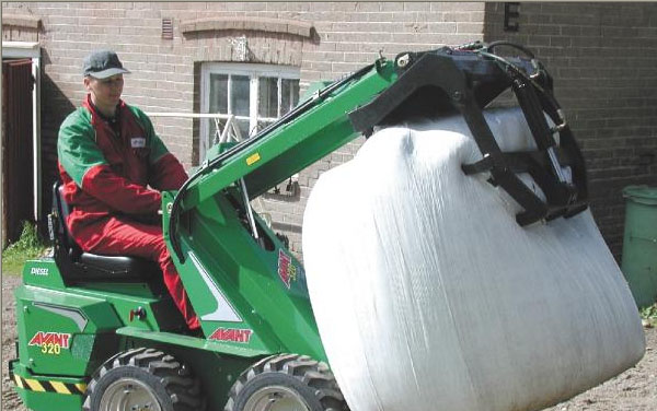 Sami Special Forklift for Farm AVANT 313S