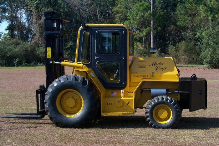 Master Craft 8,000 Pounds Rough Terrain Forklift MC-08-2137
