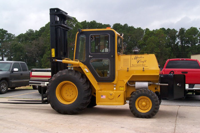 Master Craft 5,000 Pounds Rough Terrain Forklift S-05-253