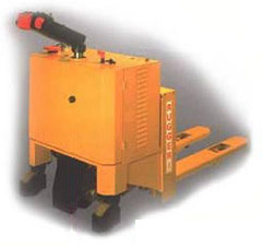 Alberto Ruggeri Pedestrian Electric Pallet Truck