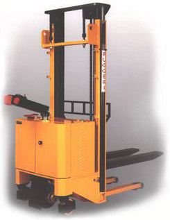 Alberto Ruggeri Pedestrian Full Electric Stacker