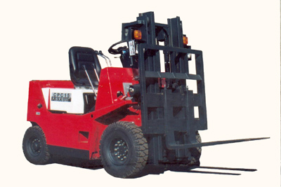 Dalian 1.5T Diesel Counter Balanced Truck CPCD15
