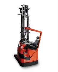 BT Side Drive Reach Truck RR B/E 4 