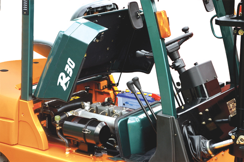 Hangcha Diesel Counter Balanced Truck with Japan Isuzu Engine R Series CPC30N-RG5