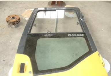 驾驶室 komatsu/KOMATSU