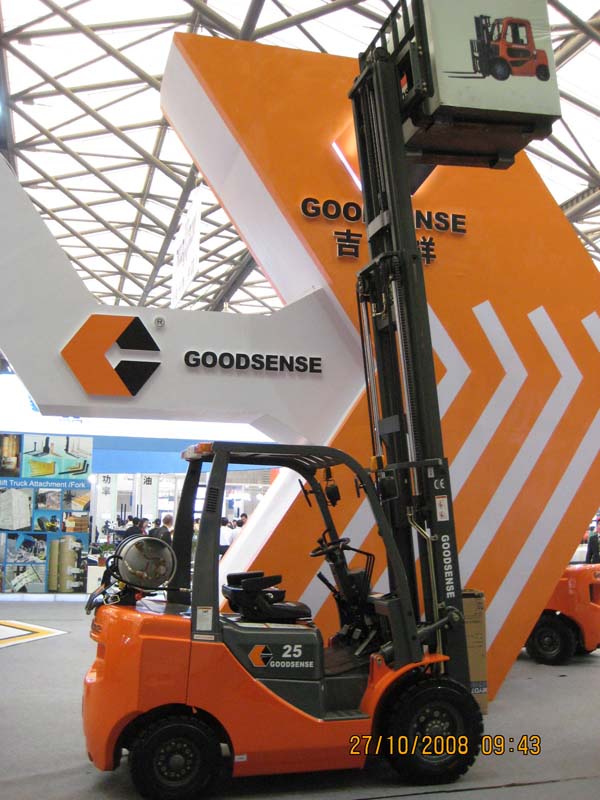 GOODSENSE 2-2.5Ton Gasoline & LPG forklift with Mitsubishi Engine FY20B/FY25B