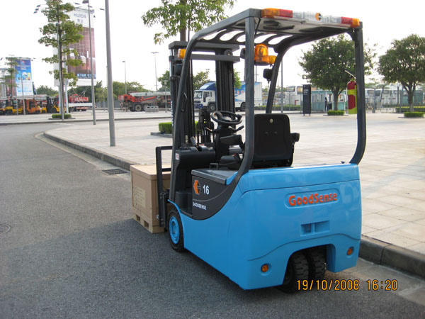 GOODSENSE 1.8Ton 3-Wheel Electric Forklift with SME controller FE18